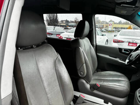 2007 Hyundai Entourage