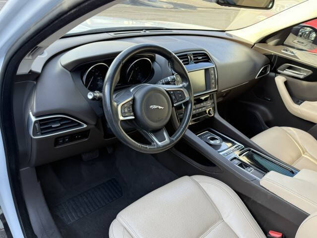 2018 Jaguar F-PACE 25t Prestige