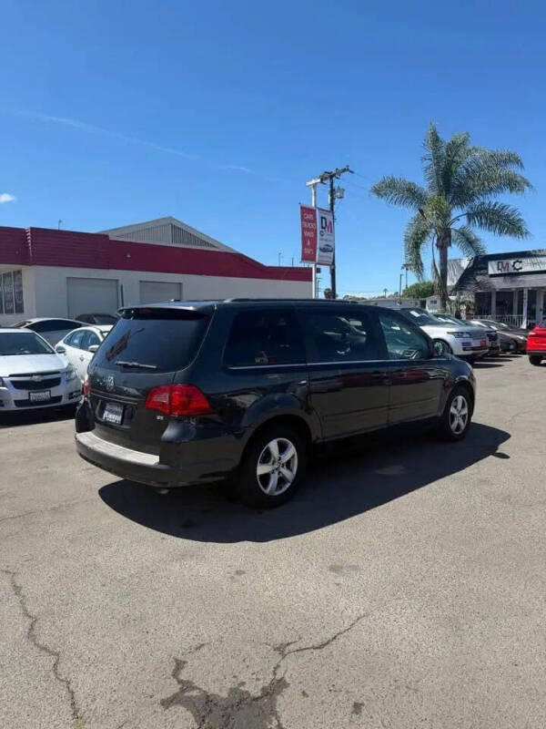 2011 Volkswagen Routan