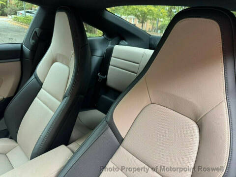 2025 Porsche 911 Carrera