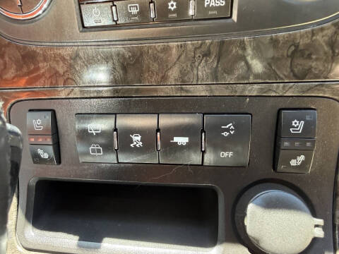 2011 GMC Acadia Denali