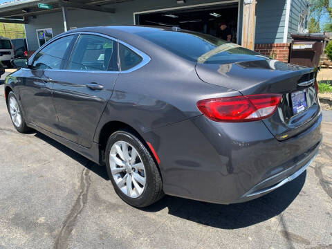 2015 Chrysler 200 C