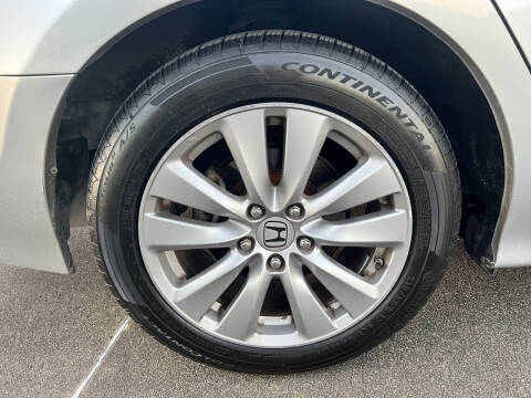 2012 Honda Accord EX-L V6 w/Navi