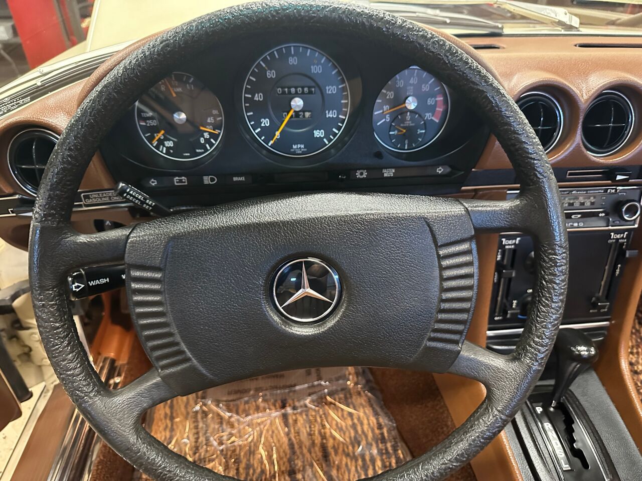 1976 Mercedes-Benz 450-Class 20