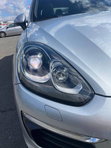 2017 Porsche Cayenne