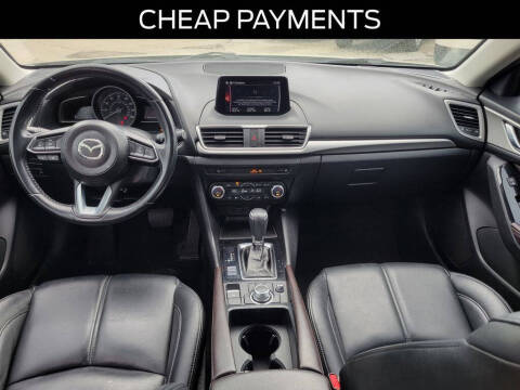 2018 Mazda MAZDA3 Touring