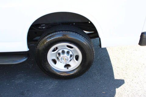 2023 Chevrolet Express 2500