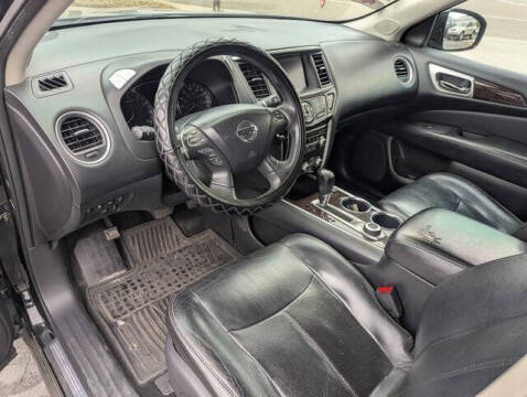 2013 Nissan Pathfinder Platinum