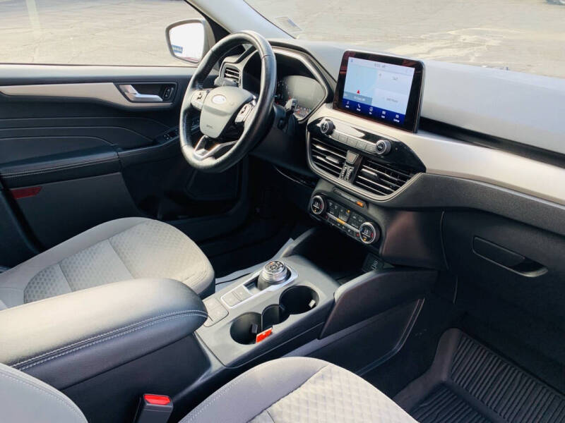 2021 Ford Escape SE