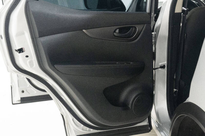 2022 Nissan Rogue Sport S