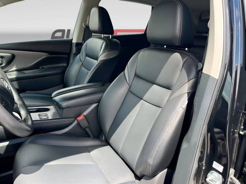 2024 Nissan Murano SL