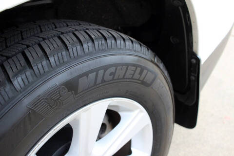 2012 Toyota Highlander SE