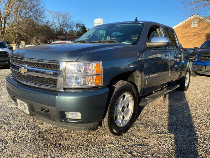 2007 Chevrolet Silverado 1500 for sale at Marks and Son Used Cars in Athens GA