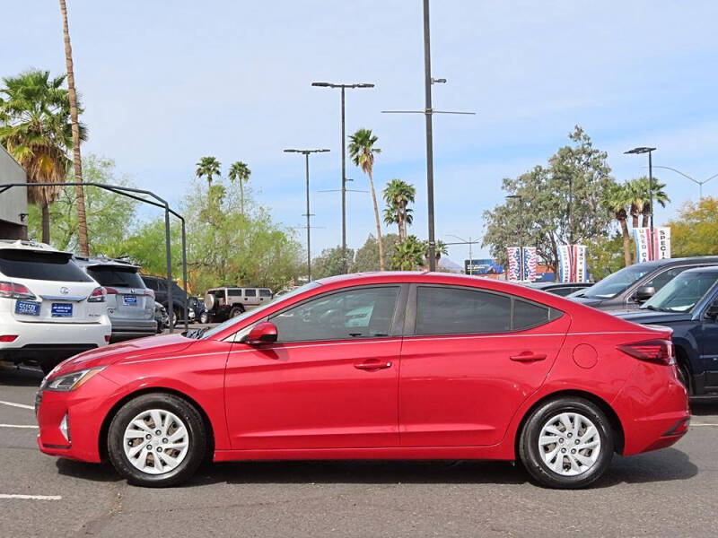 2019 Hyundai Elantra SE