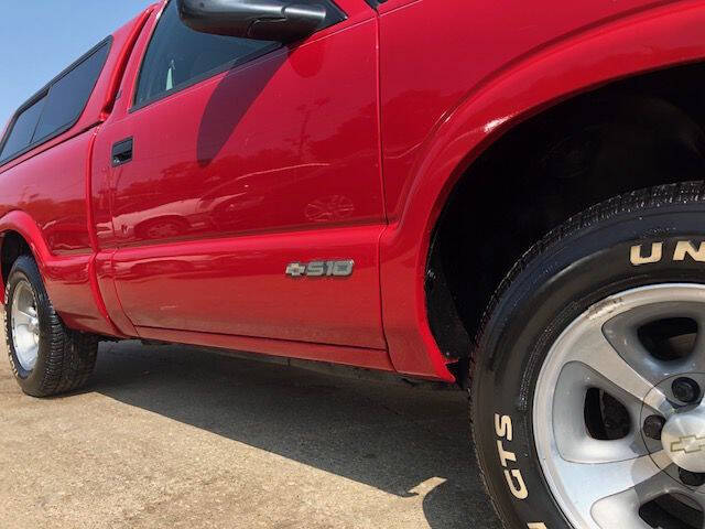 1998 Chevrolet S-10 for sale at Extreme Auto Plaza in Des Moines, IA