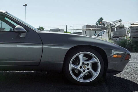 1988 Porsche 928 S4