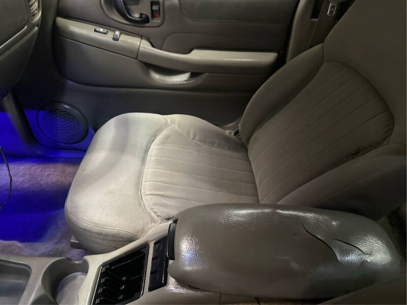 2003 Chevrolet S-10 LS