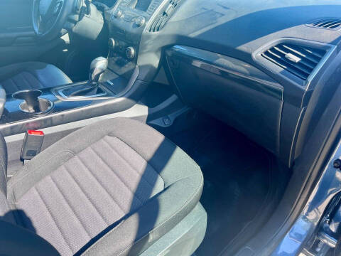 2018 Ford Edge SE