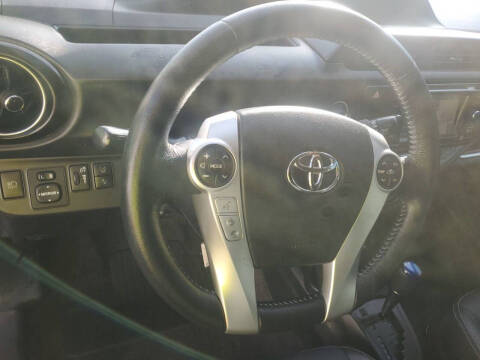 2017 Toyota Prius c Three