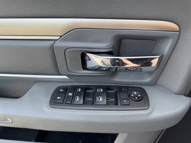 2014 RAM 1500 SLT