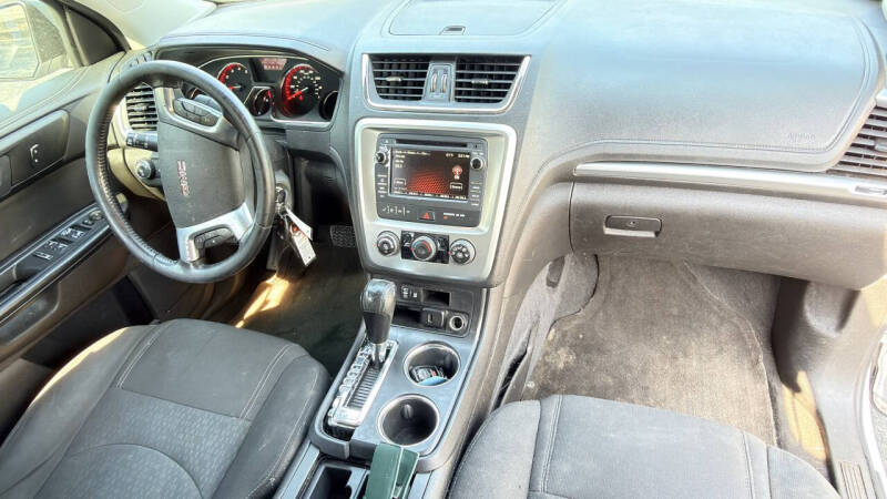 2016 GMC Acadia SLE-1