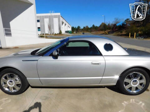 2005 Ford Thunderbird Deluxe