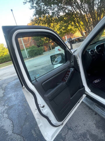 2010 Ford Explorer Limited