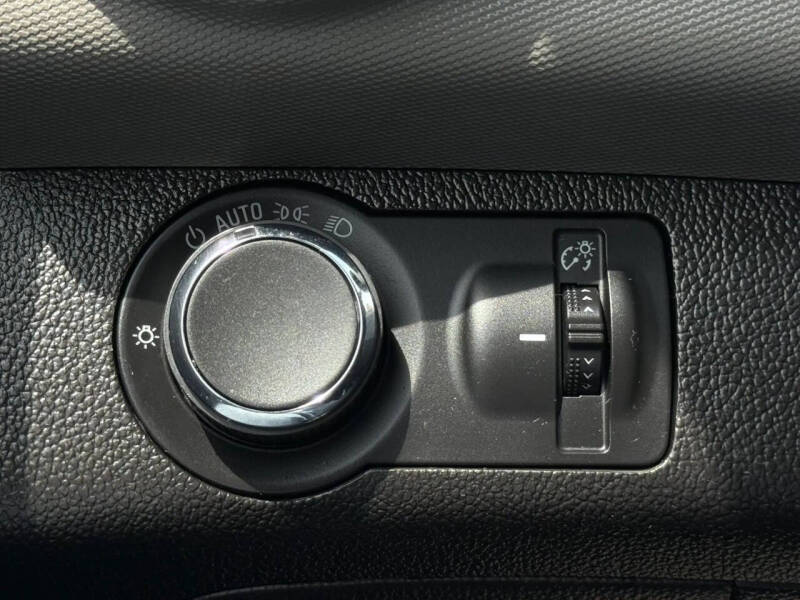 2015 Chevrolet Sonic LT Auto