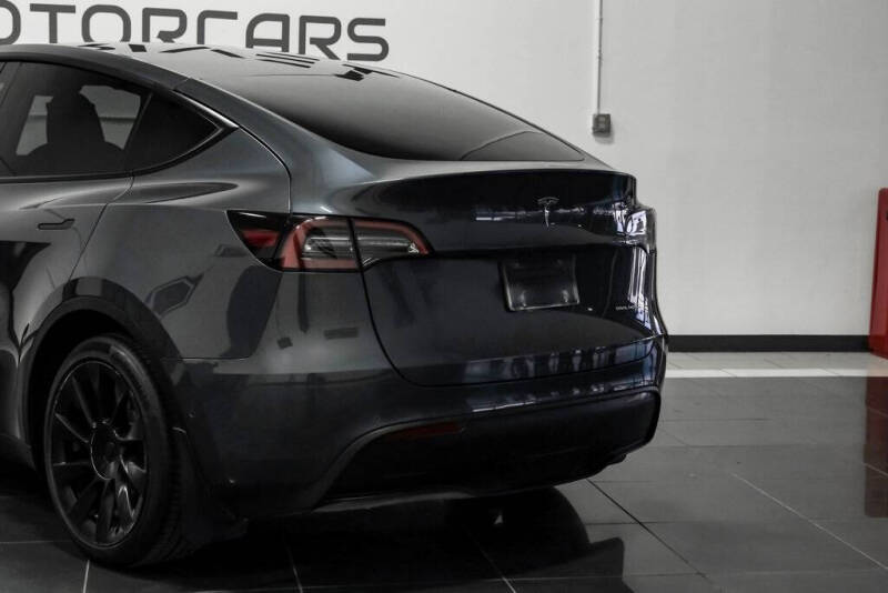 2022 Tesla Model Y Long Range