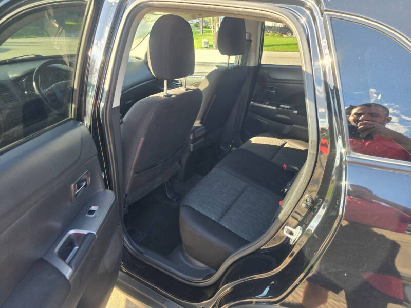 2020 Mitsubishi Outlander Sport SE