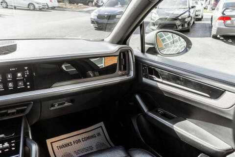 2024 Porsche Cayenne Coupe