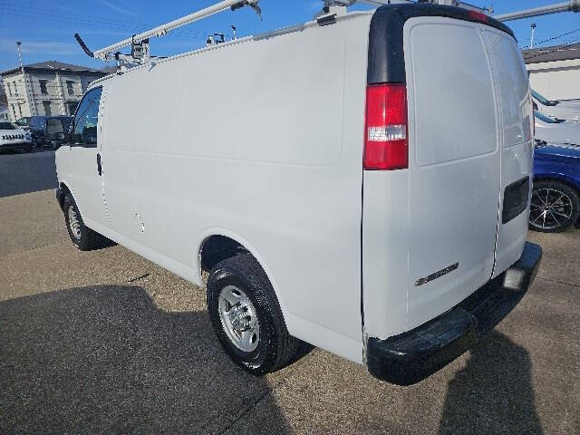 2021 Chevrolet Express 2500