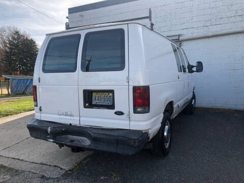 2003 Ford E-Series E-250