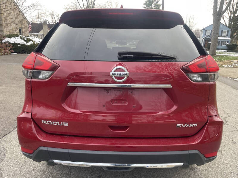 2017 Nissan Rogue SV