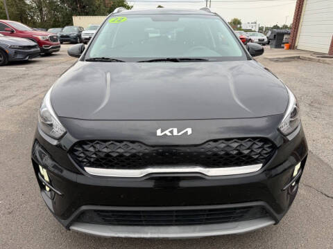 2022 Kia Niro LX
