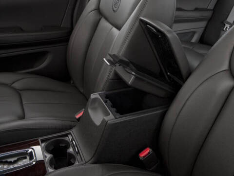 2010 Cadillac DTS Luxury Collection