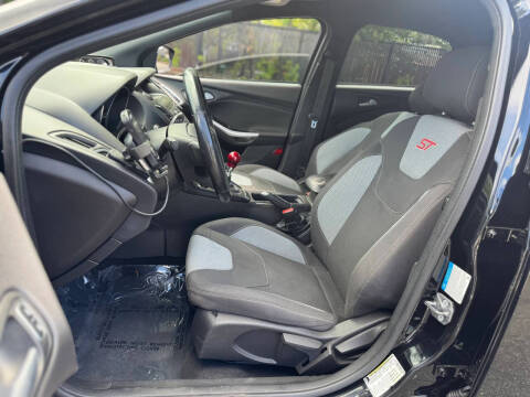 2018 Ford Focus ST