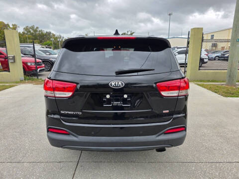 2017 Kia Sorento L