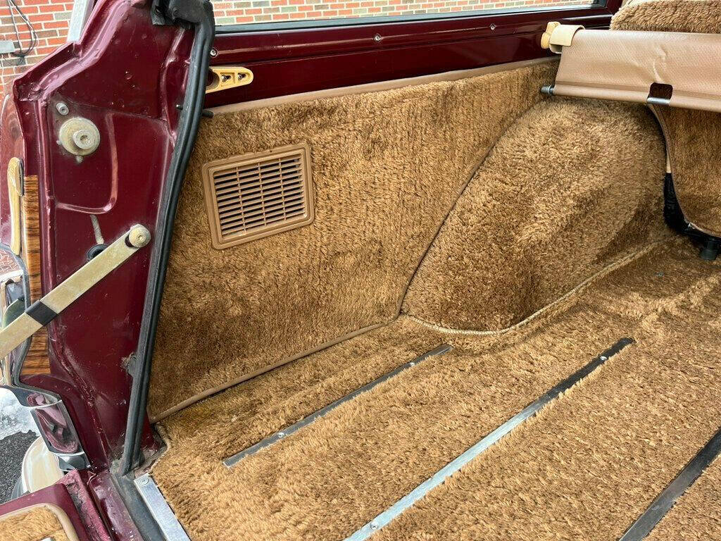 1981 Jeep Wagoneer 24