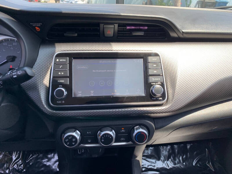 2020 Nissan Kicks S