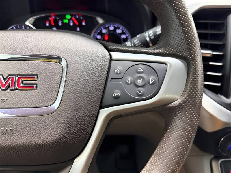 2023 GMC Acadia SLE