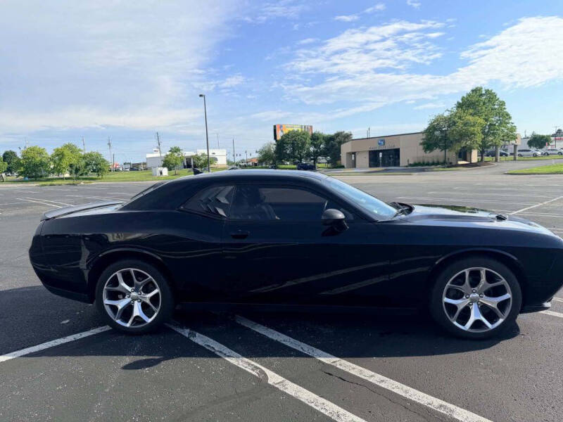 2016 Dodge Challenger SXT