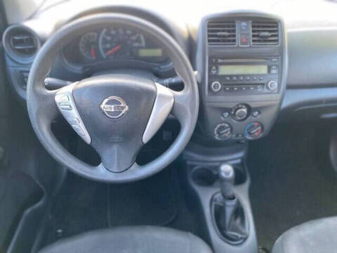 2016 Nissan Versa 1.6 S