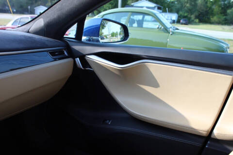 2016 Tesla Model S 75D