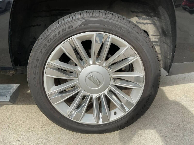2017 Cadillac Escalade ESV Platinum
