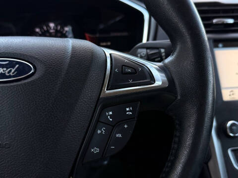 2018 Ford Fusion Hybrid SE