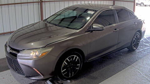 2017 Toyota Camry for sale at HERMANOS SANCHEZ AUTO SALES LLC in Dallas TX