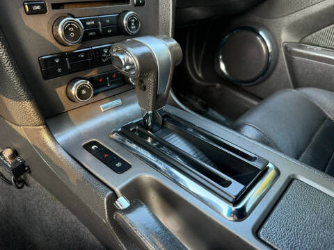 2011 Ford Mustang GT Premium