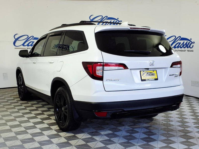 2022 Honda Pilot Black Edition