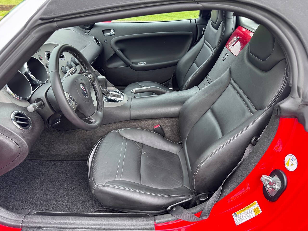 2007 Pontiac Solstice 4